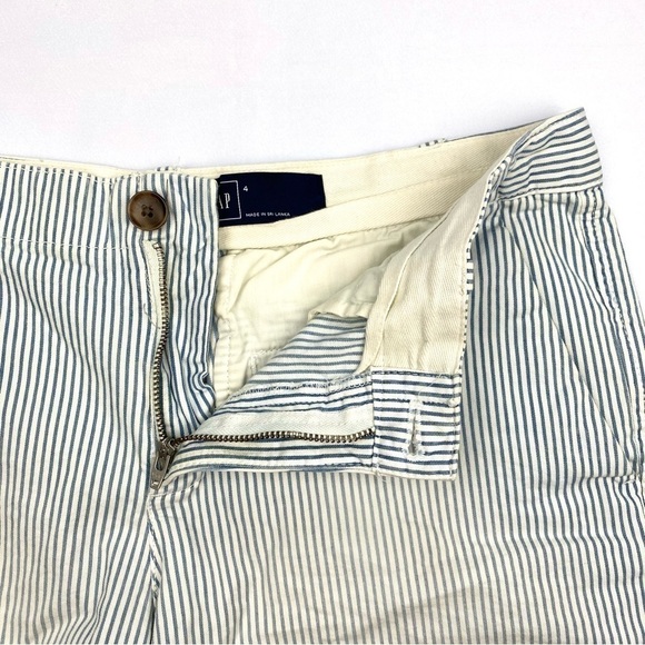 GAP Railroad Stripe City Short Mid-Rise Chinos Blue & White Size 4 (EUC) - Picture 5 of 13
